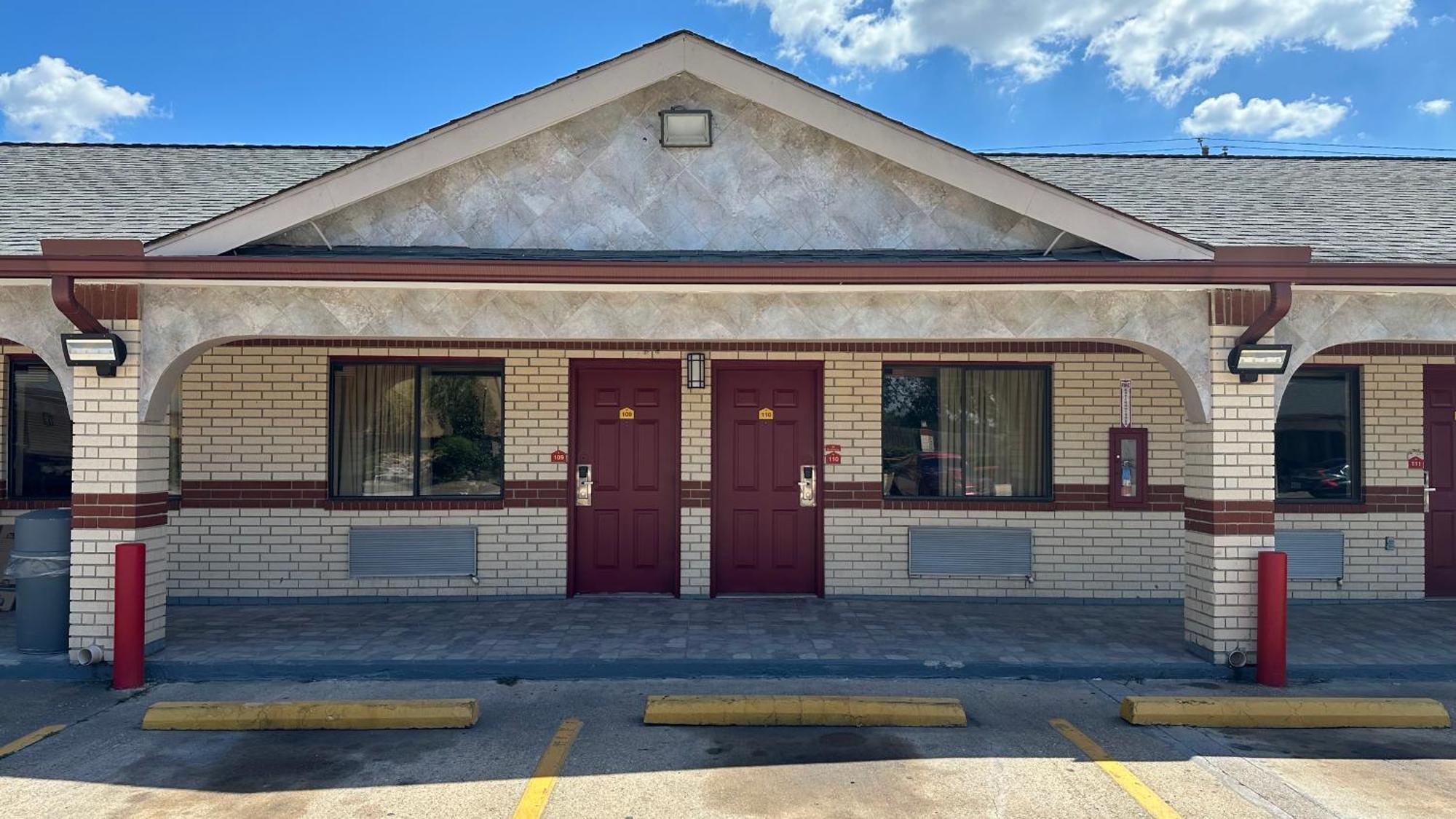 Palace Inn I-45 & Bellfort ヒューストン エクステリア 写真